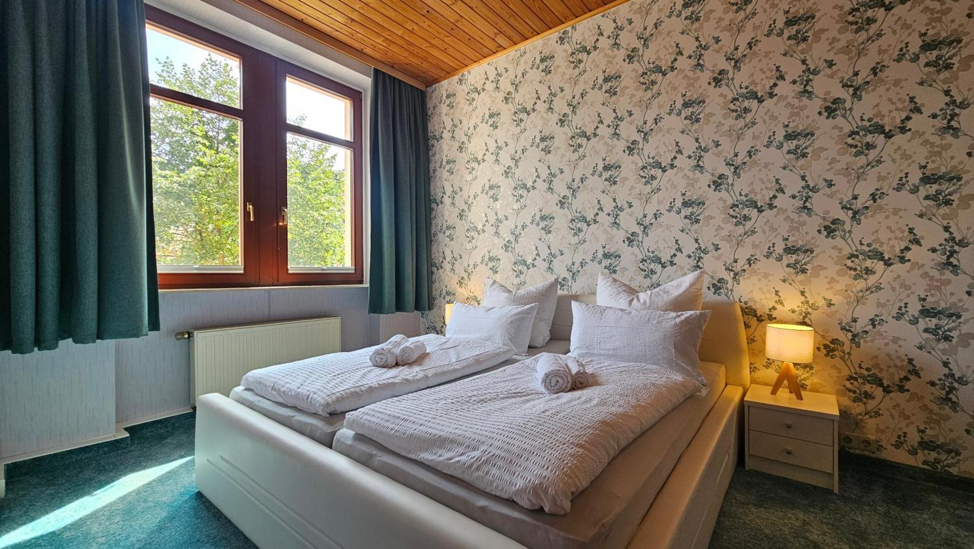 Pension Weisse Rose, Parkplatz, Fruehstueck, Wlan, Zentral Bad Elster Εξωτερικό φωτογραφία