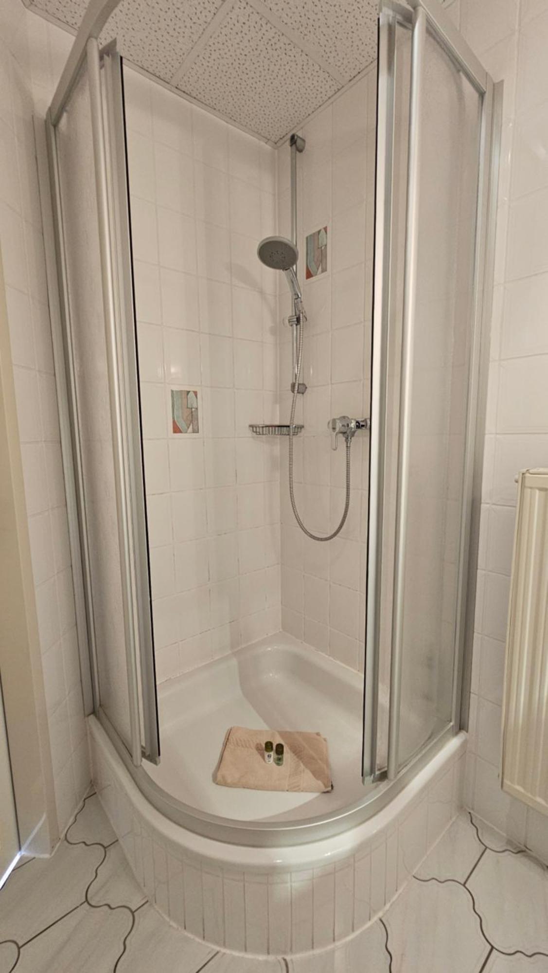 Pension Weisse Rose, Parkplatz, Fruehstueck, Wlan, Zentral Bad Elster Εξωτερικό φωτογραφία