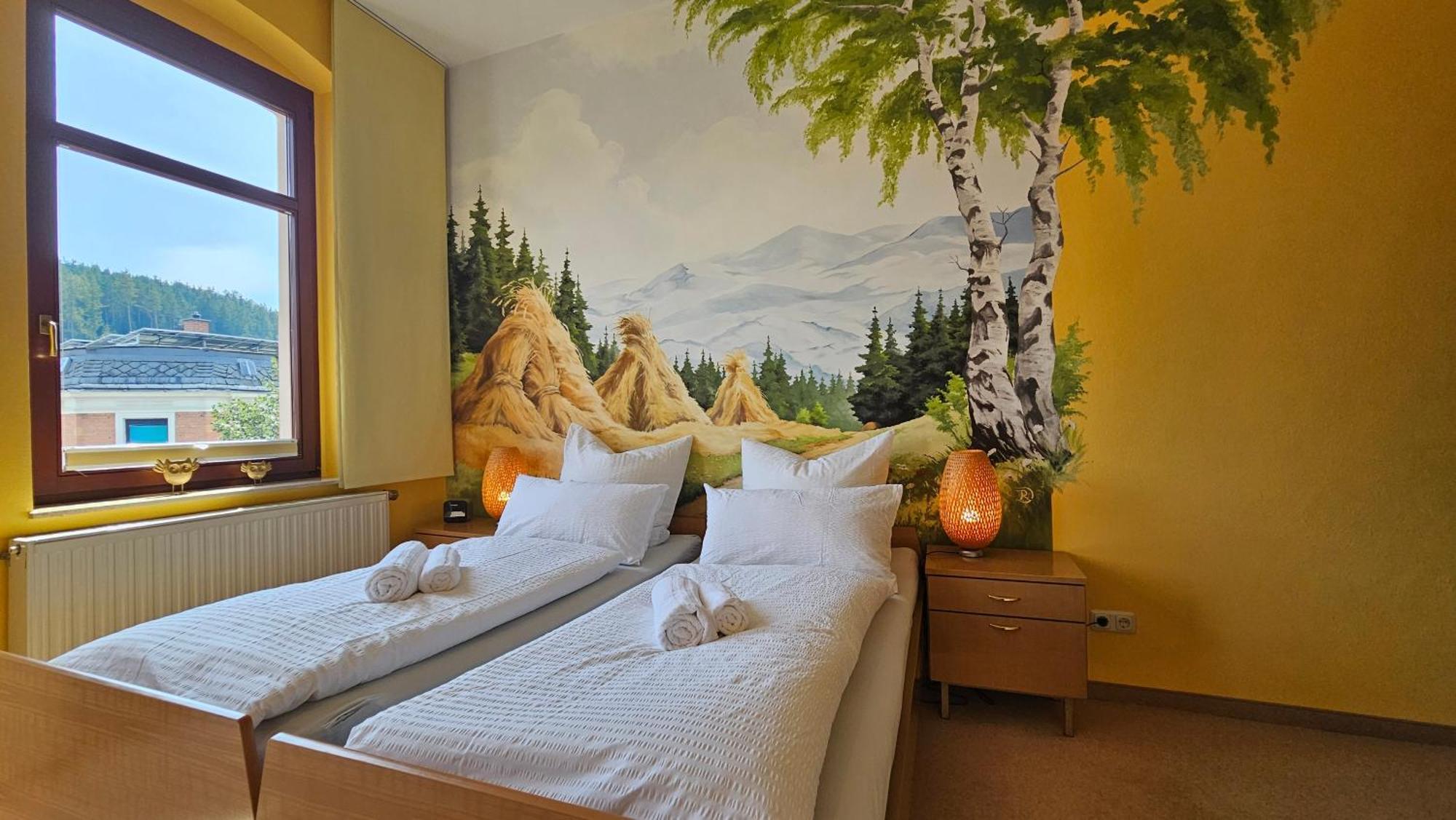 Pension Weisse Rose, Parkplatz, Fruehstueck, Wlan, Zentral Bad Elster Εξωτερικό φωτογραφία