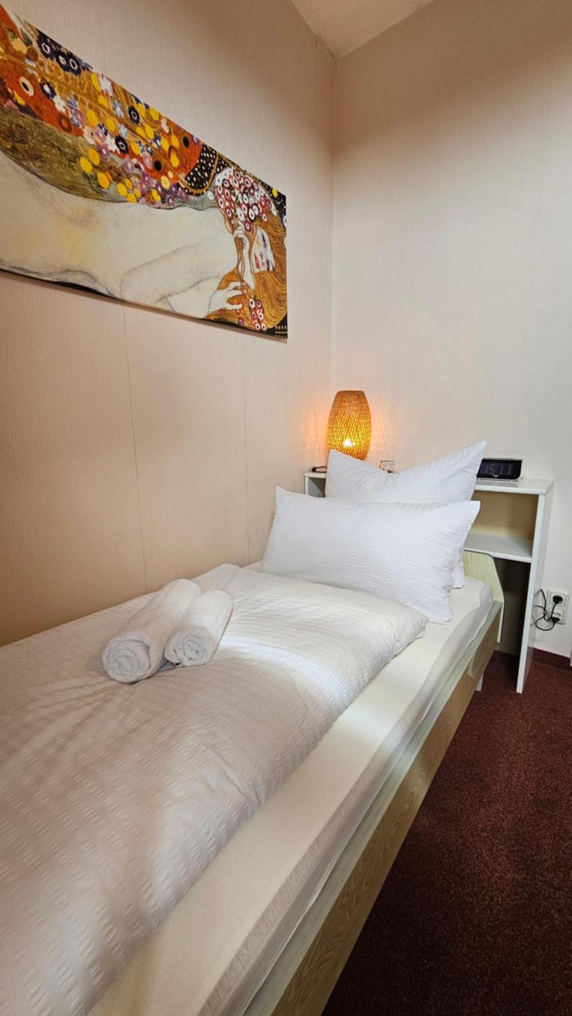 Pension Weisse Rose, Parkplatz, Fruehstueck, Wlan, Zentral Bad Elster Εξωτερικό φωτογραφία